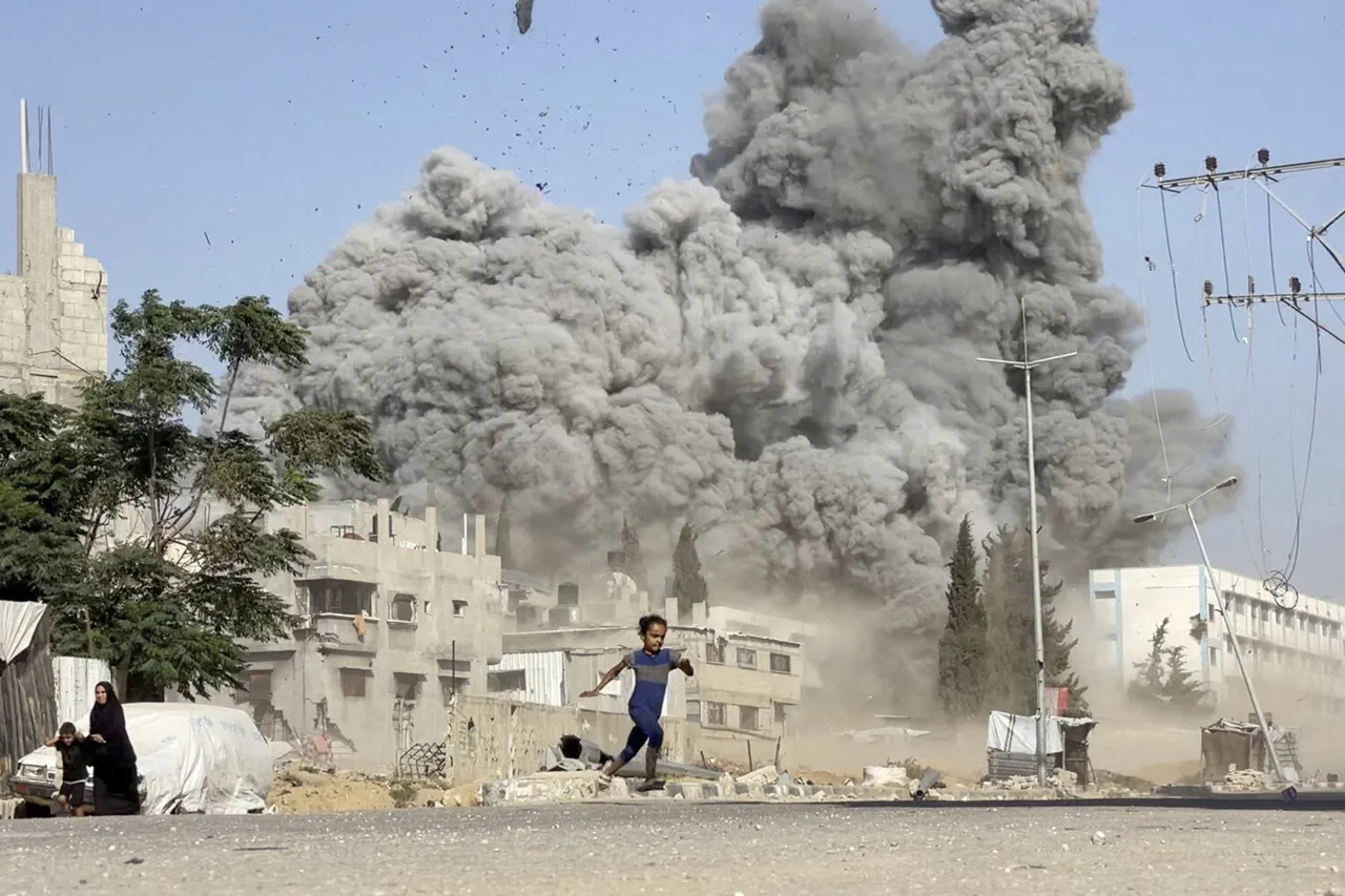 Advanced Military Technology in Modern Warfare: Israel's Coordinated Strike on Gaza