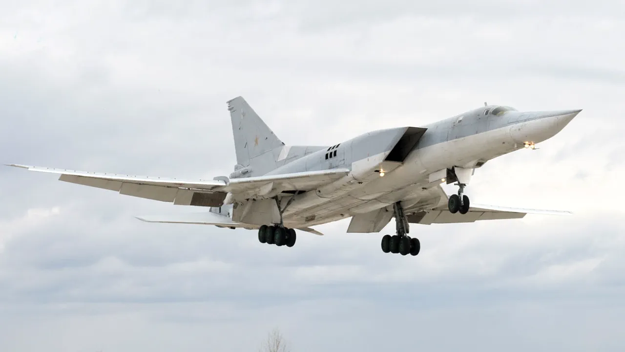 Russian Bomber Exercise Over Baltic Sea Sparks Debate on Security Norms and Sovereignty