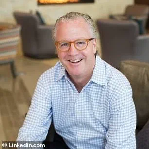 Iconic Dallas Skyscraper Faces Foreclosure Amid $230 Million Debt, Highlighting Economic Challenges in Downtown Area