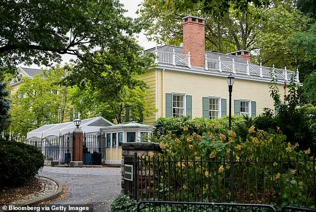 Zohran Mamdani's New Year's Day Campaign: From Solo to Married