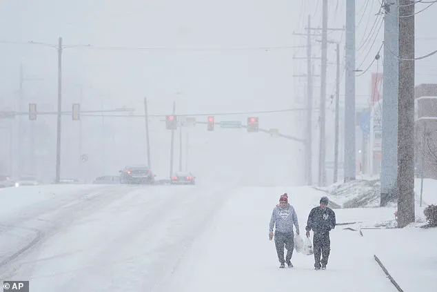 Winter Storm Fern Leaves 70,000 Without Power as Nashville Families Battle Freezing Temperatures