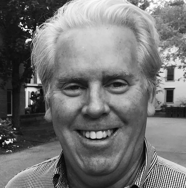 Man Strangles Father in Ireland Hotel, Claims 'Imposter' Delusion, Pleads Insanity