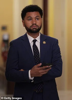 Arrest Near U.S. Capitol's Lower West Terrace Prompts Security Alerts