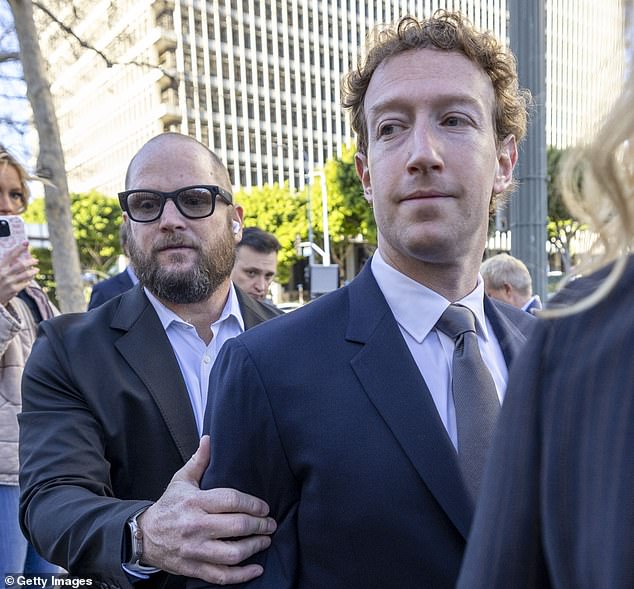 Judge Warns Zuckerberg Bodyguards Over AI Glasses Use in Courtroom