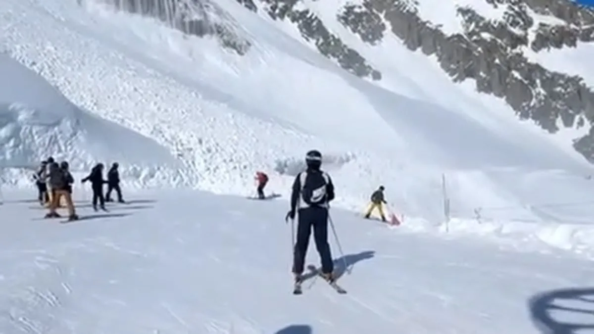 Avalanche Devastates La Flégère Ski Slope, Trapping Three Skiers in French Alps Disaster