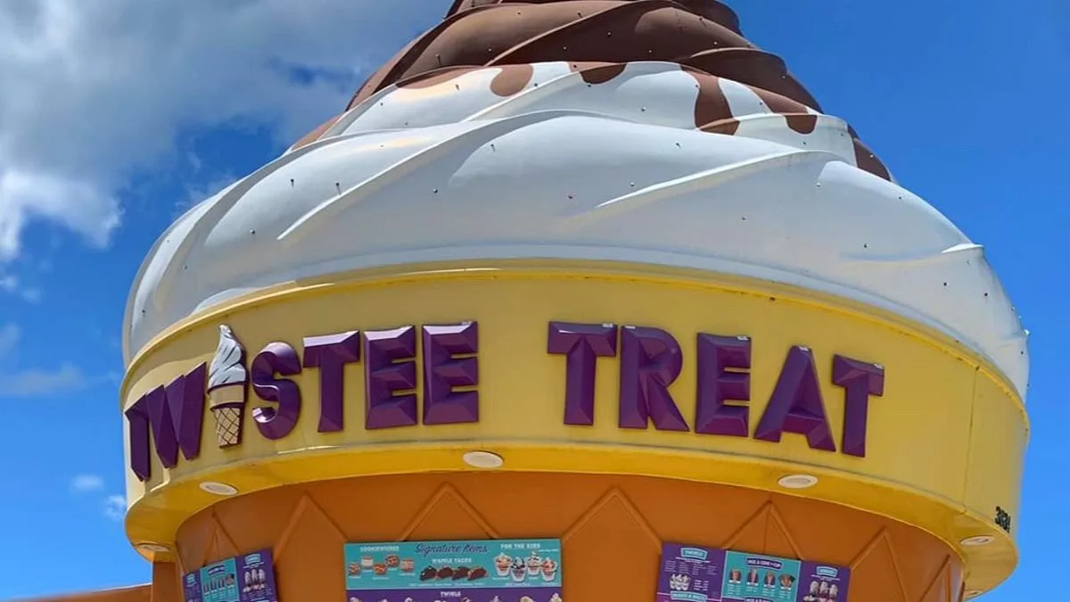 Controversial Twistee Treat Store in Florida's The Villages Divides Residents