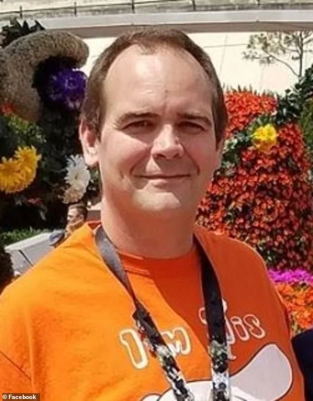 Controversial Twistee Treat Store in Florida's The Villages Divides Residents