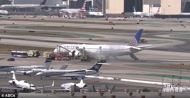 United Airlines Flight UA 2127 Makes Emergency Landing at LAX After Engine Failure During Flight to Newark