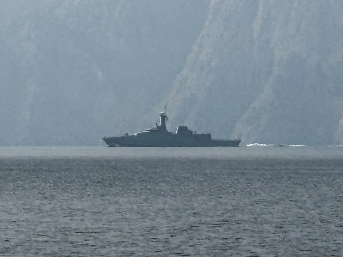 Iran Claims Control of Hormuz, U.S. Warns of Naval Deployment in Strategic Strait