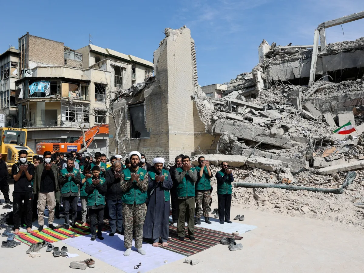 Senate Fails to Limit Trump's Iran Campaign as US-Israeli Strikes Escalate Conflict