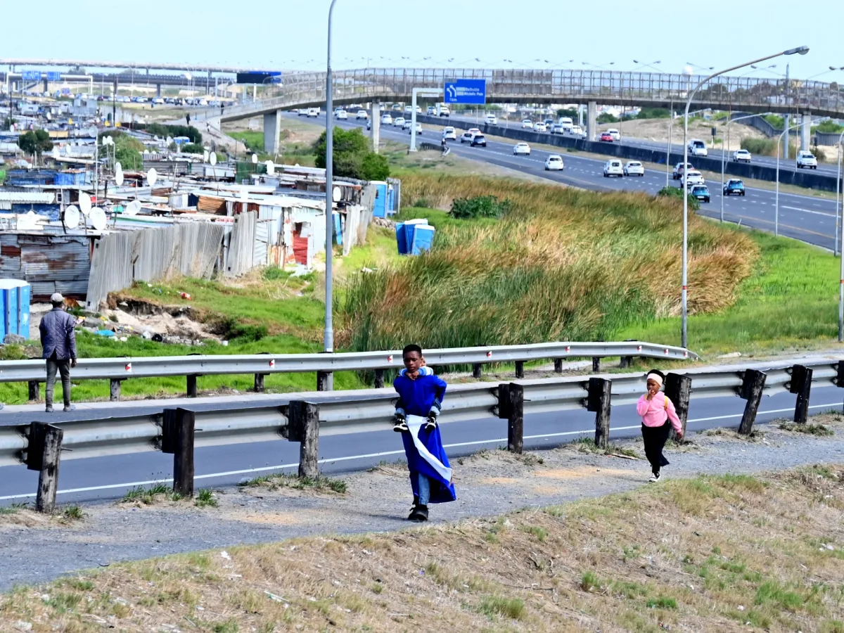 Thandi Jolingana's Bathroom: A Symbol of Resilience in Cape Town's Sanitation Crisis