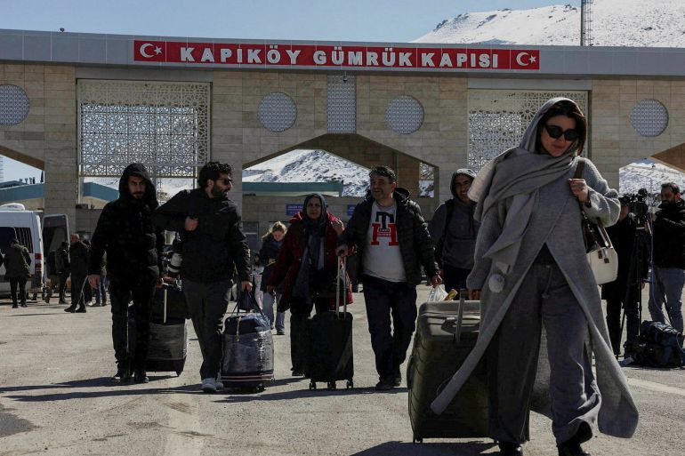 At Turkey's Kapikoy Border, Families Flee Iranian Chaos and Violence