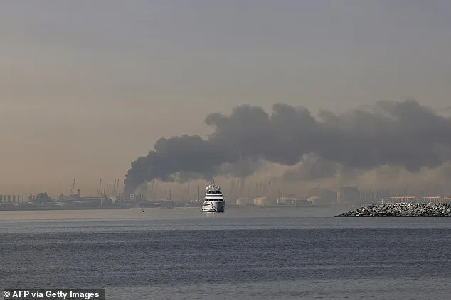 UAE F-16E Intercepts Iranian Drone Over Dubai Beach Amid Escalating Regional Tensions