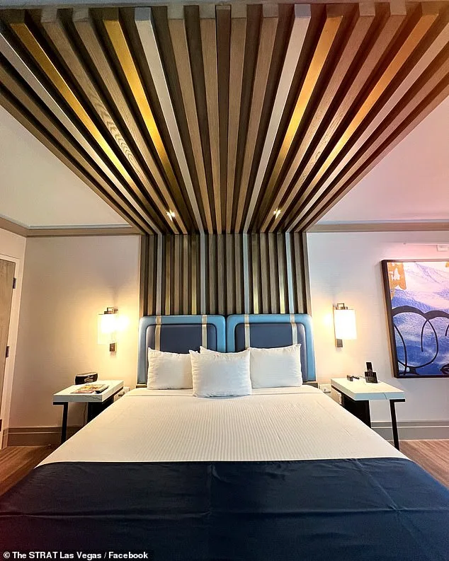 Lesbian Couple Sues Las Vegas Hotel After Being Forcibly Removed for Affectionate Behavior