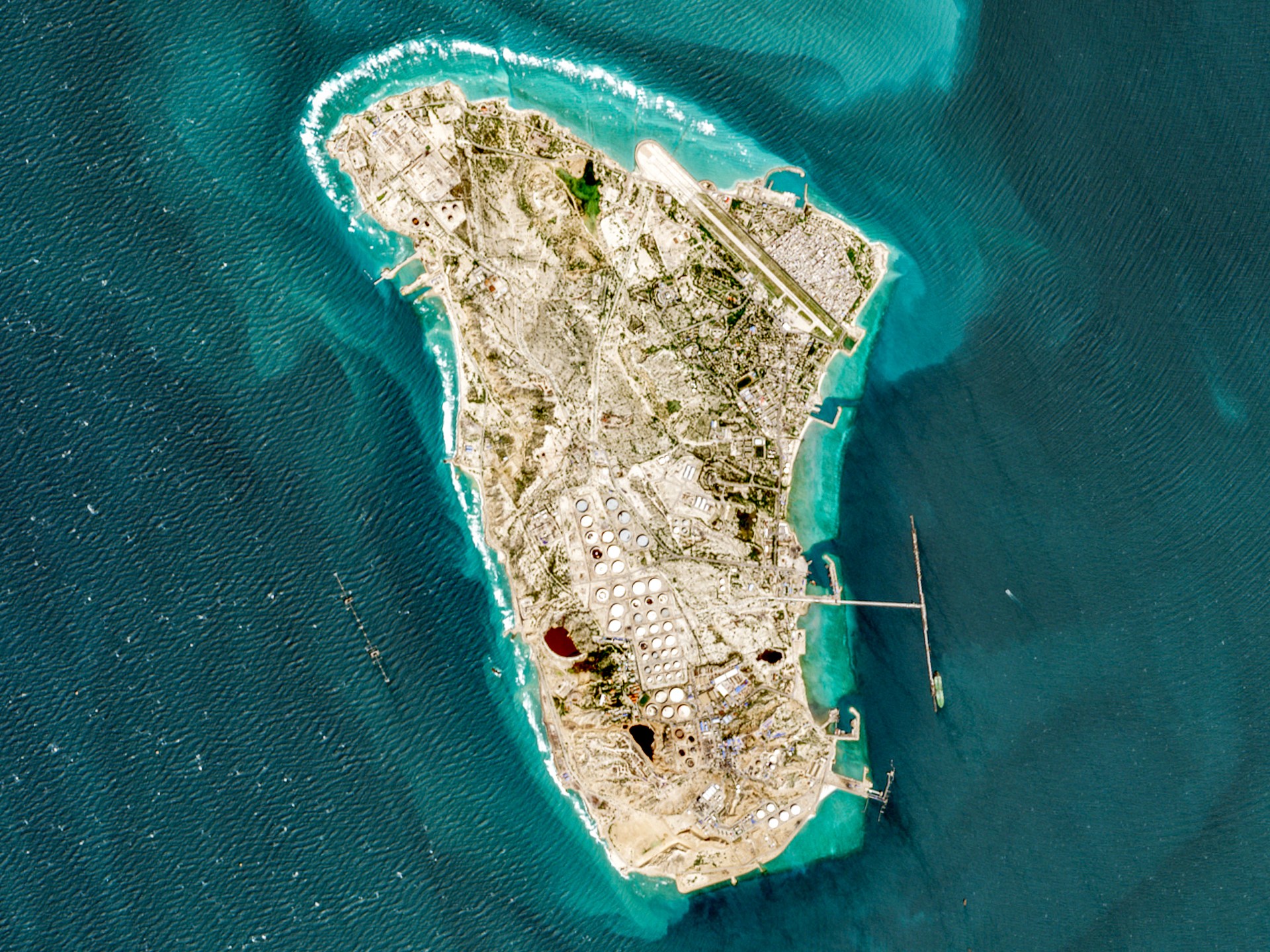 US Strikes Iran's Kharg Island in Major Attack; Iran Claims Exports Unharmed