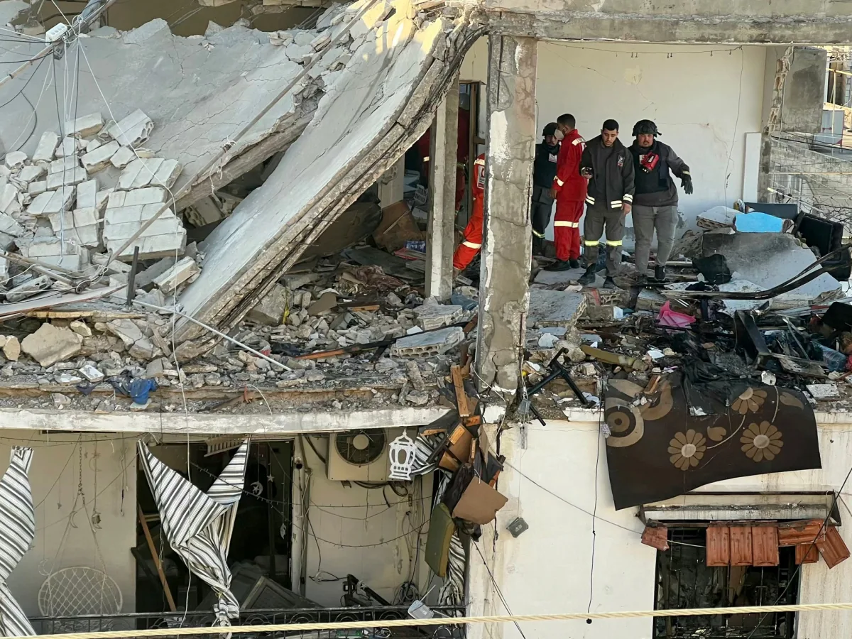 Generations of Displacement: A Palestinian Family's Flight from War in Lebanon and Israel