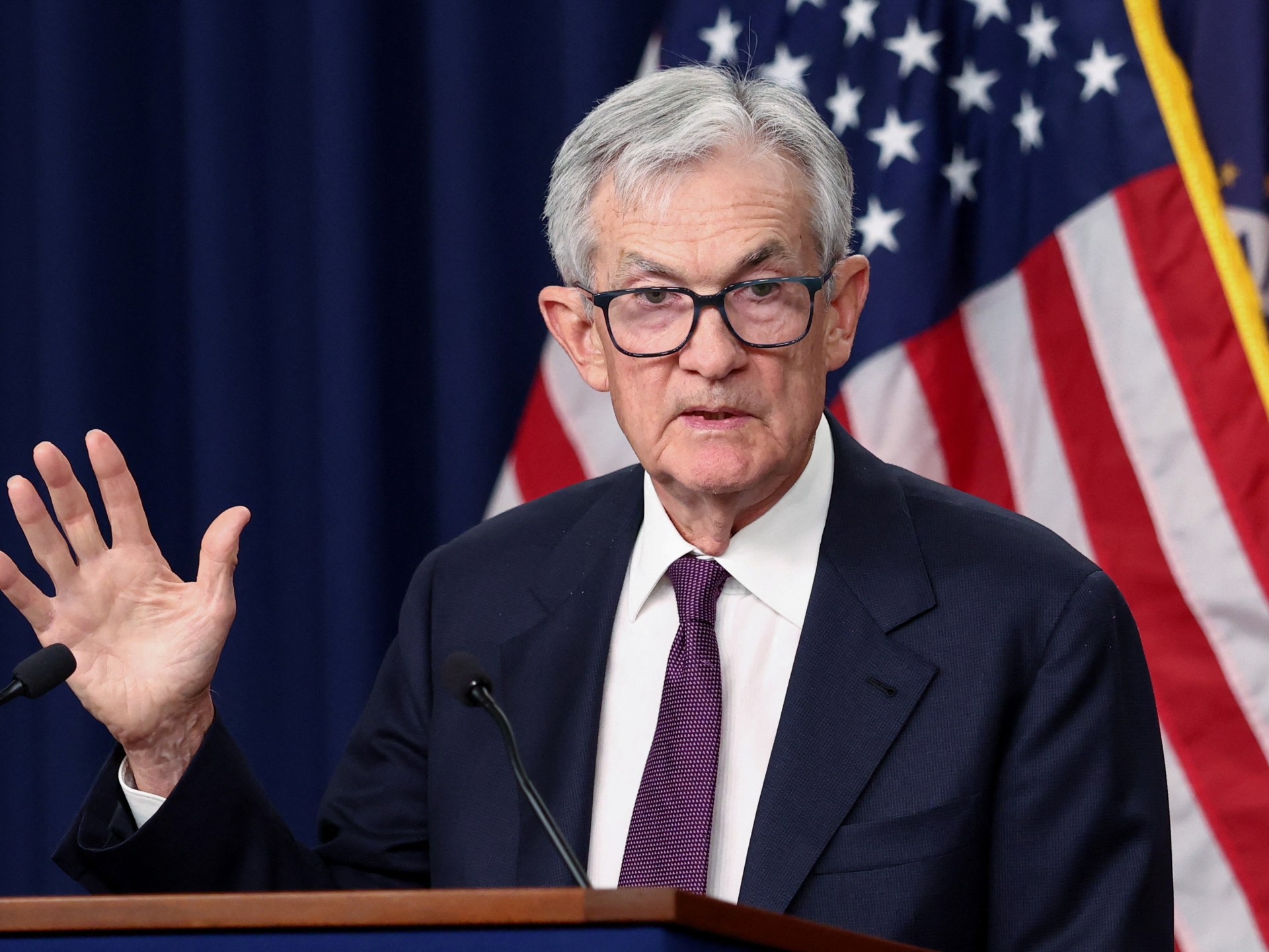 Federal Reserve Maintains Interest Rates Amid Geopolitical Uncertainty and Economic Dilemmas