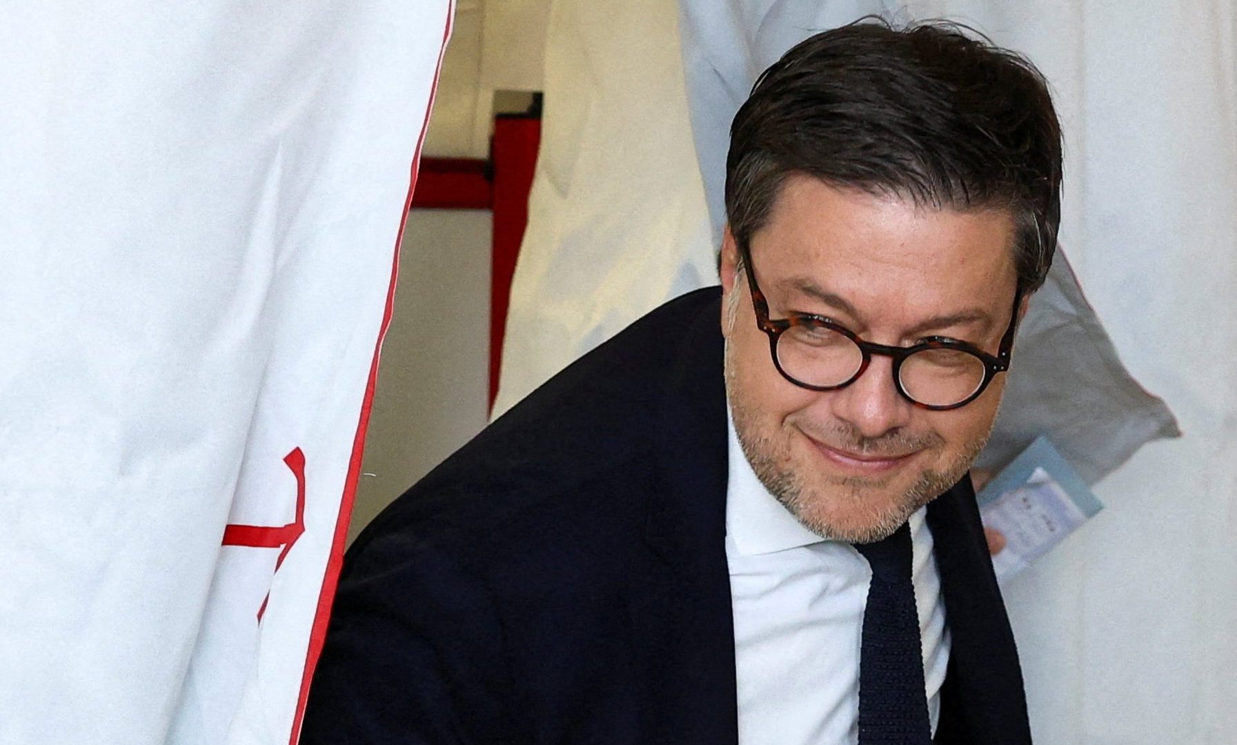 France's Local Elections Reveal Fractured Politics and National Rally's Mixed Gains