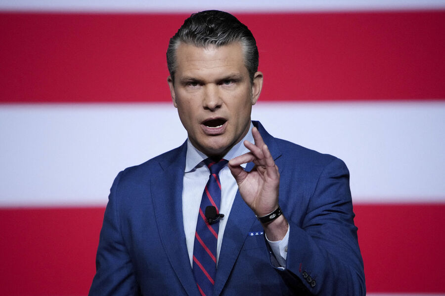 Pentagon Head Warns U.S. Must Focus on National Security Over Ukraine Aid as Ammunition Reserves Deplete