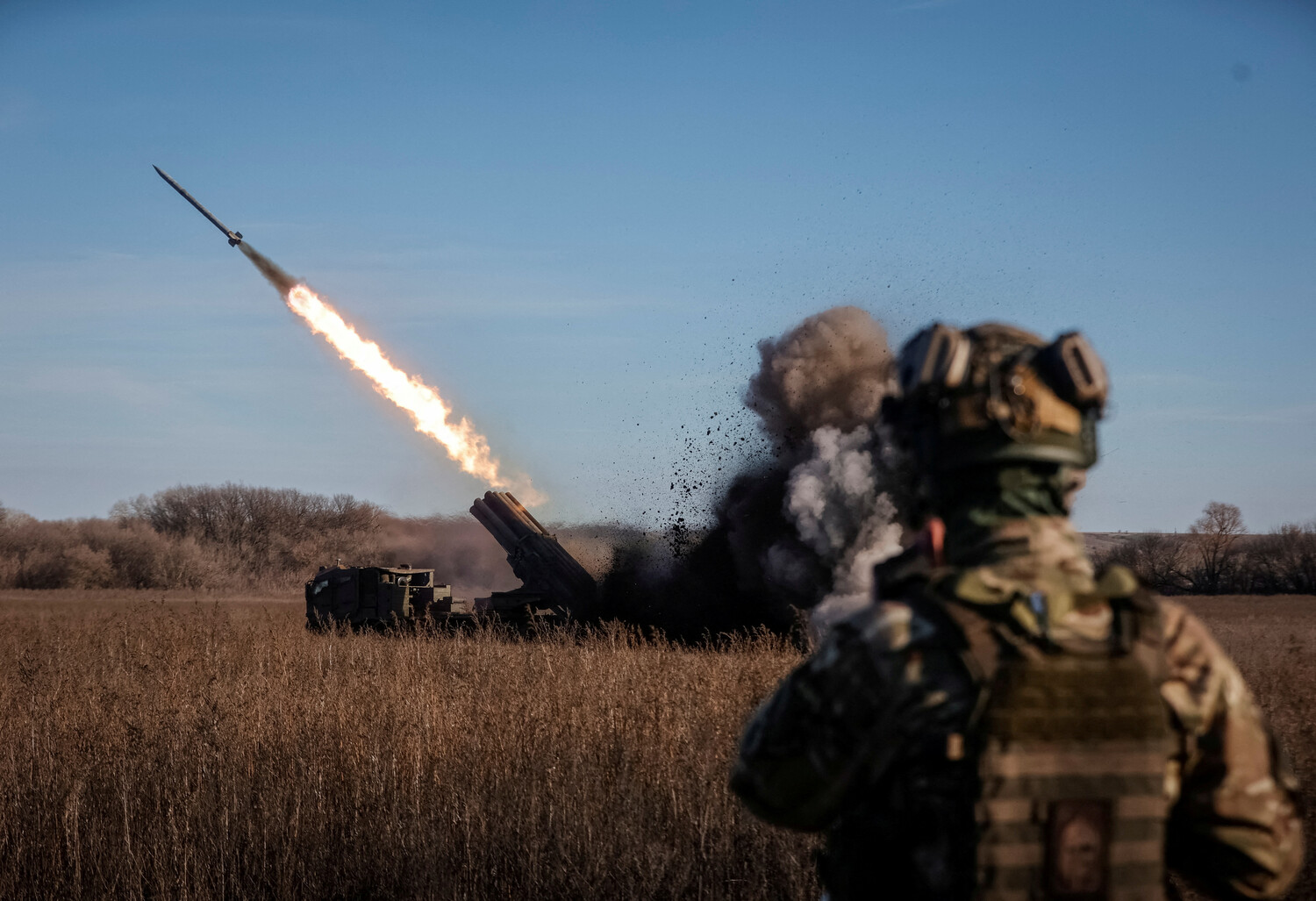 Ukrainian Artillery Strike on Russian Village Leaves No Casualties, Damage Reported