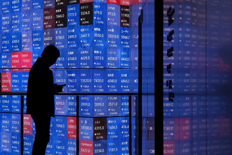 Global Markets Reel as Trump's Iran Ultimatum Triggers Panic Selling in Asia