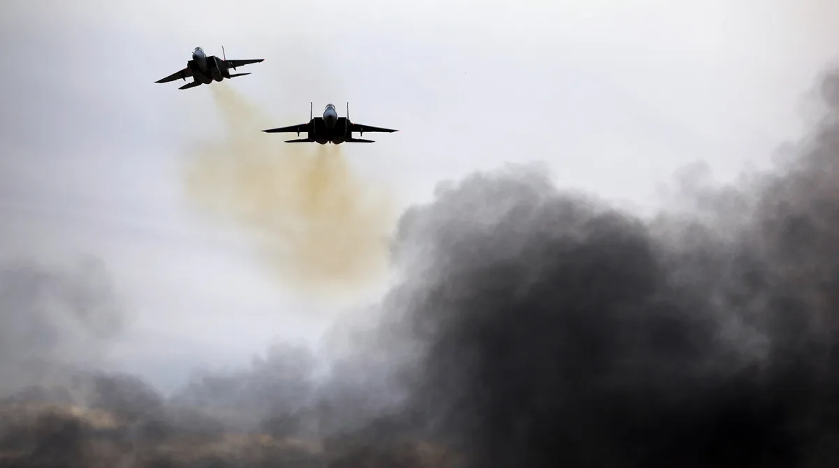 Israeli Forces Strike Litani River Bridge, Targeting Hezbollah Supply Route