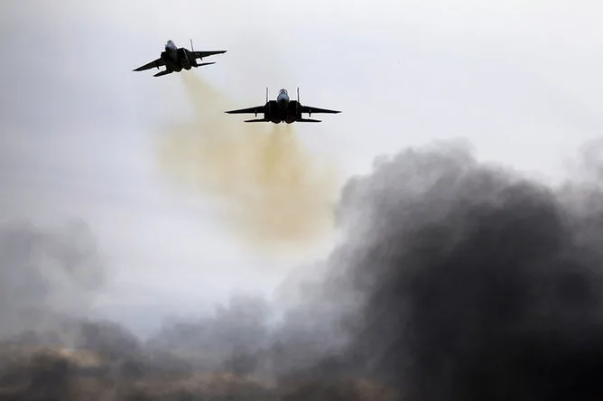 Israeli Forces Strike Litani River Bridge, Targeting Hezbollah Supply Route
