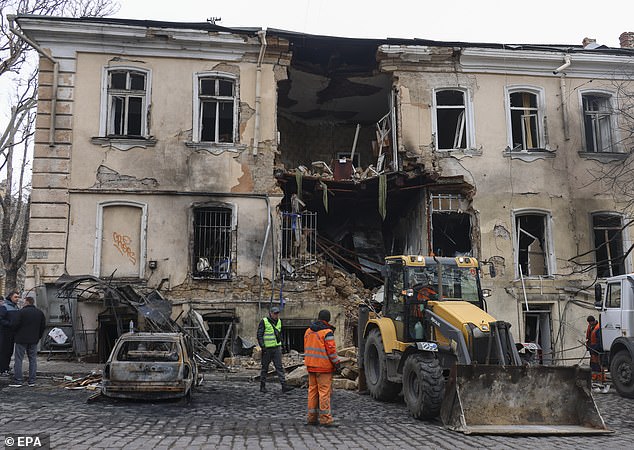 Zelensky Warns Middle East Conflict Risks Derailing Ukraine Peace Efforts, Cites Putin's Interest