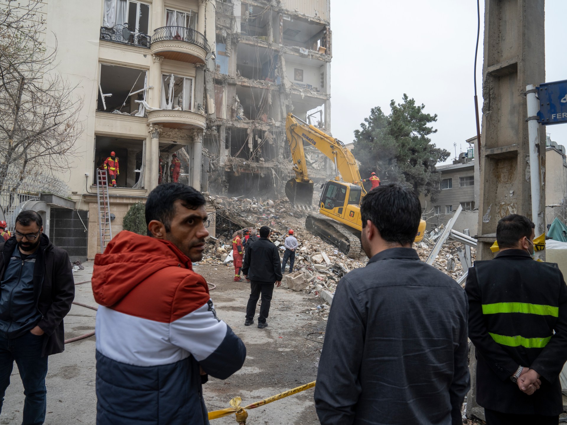 Iranian Cities Under Fire as US-Israeli Strikes Continue Amid Peace Talk Denials