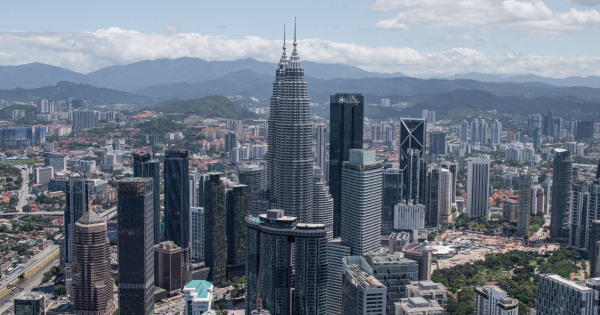 Malaysia Plans to Reduce Foreign Workforce to Boost Local Hiring and Incomes