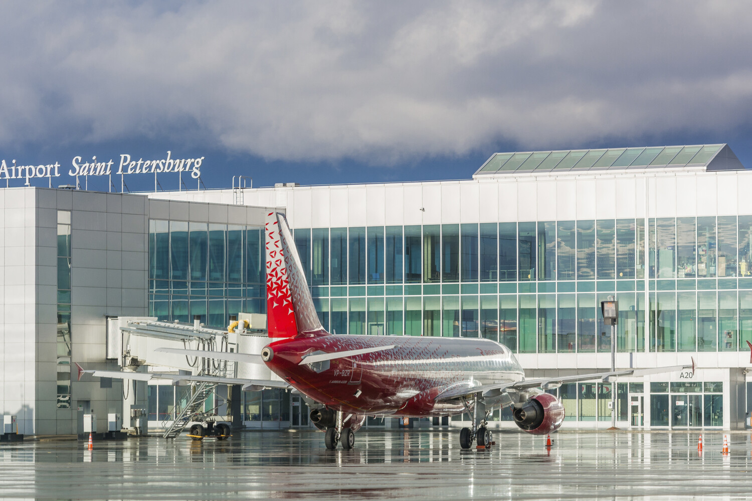 Pulkovo Airport Lifts Restrictions, Flights Continue Under Coordination Amid Adjustments