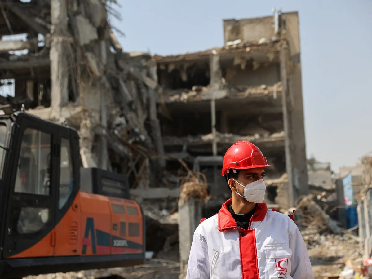 Iran's Qom Crisis Deepens as Death Toll from US-Israeli Airstrikes Near 2,000