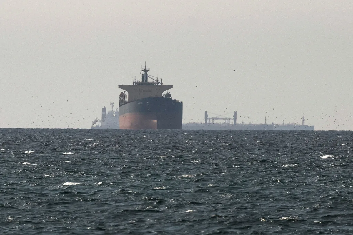 Malaysia Secures Iranian Permission for Vessels to Transit Strategic Strait of Hormuz Amid Regional Tensions