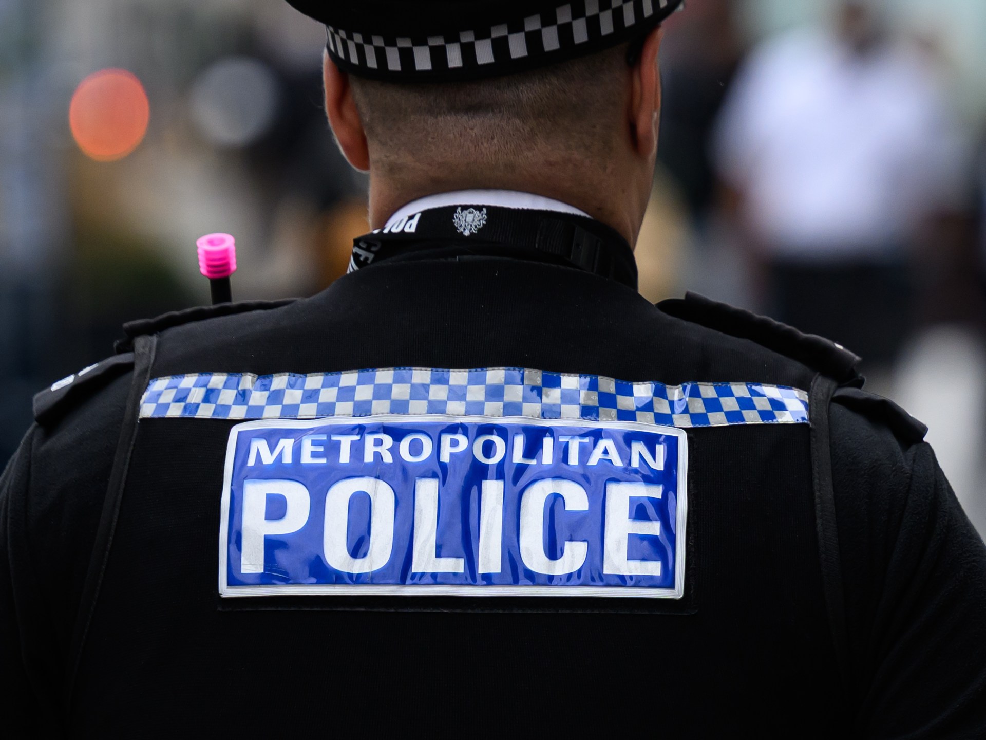 Off-Duty Officer Confronts Al Jazeera Journalists at Golders Green Arson Scene; Two Arrested