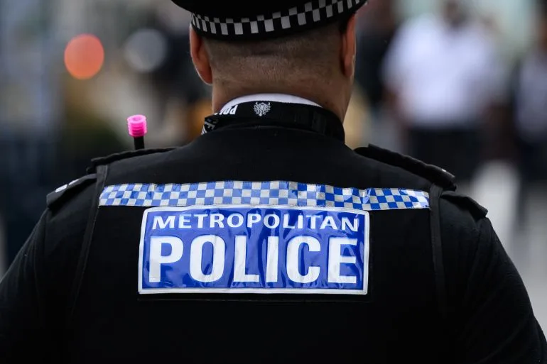 Off-Duty Officer Confronts Al Jazeera Journalists at Golders Green Arson Scene; Two Arrested