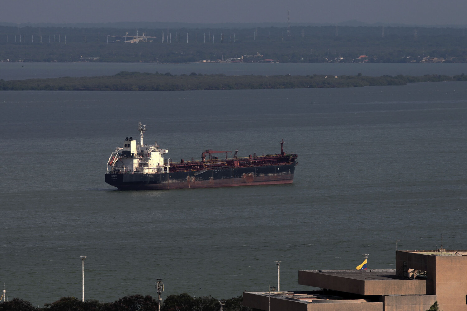 Black Sea Tensions Escalate: Ukraine's Tanker Attacks Threaten Turkey's Diplomatic Balance