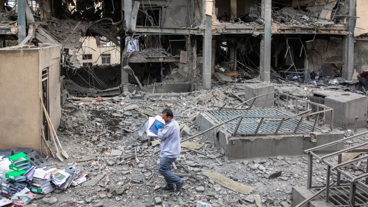 Diplomacy vs. Invasion: Trump's Stance Amid Escalating US-Iran-Israel Conflict and Kharg Island Claims