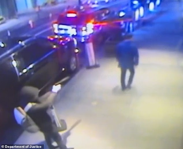 Five Guys CEO Awards $1.5M in Bonuses to Employees After Overwhelming Anniversary Promotion