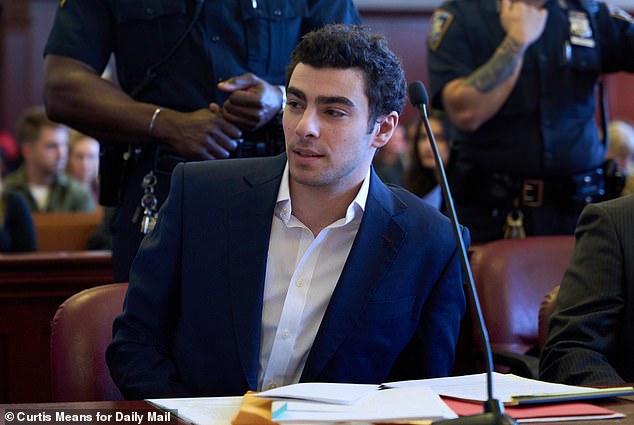 Five Guys CEO Awards $1.5M in Bonuses to Employees After Overwhelming Anniversary Promotion