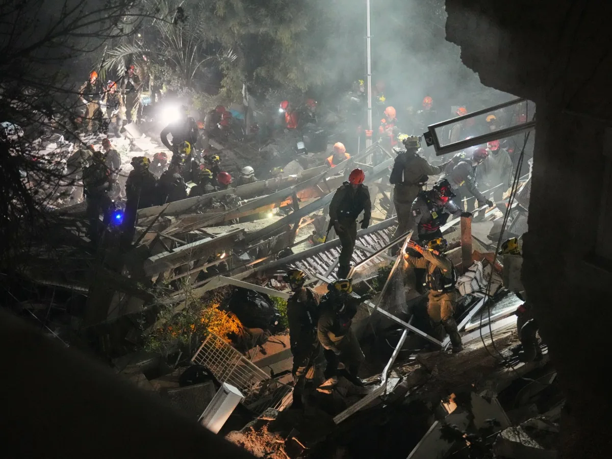 Iran's Refusal to Engage in Direct Talks with US and Israel Sparks Fears of Full-Scale Conflict in Persian Gulf