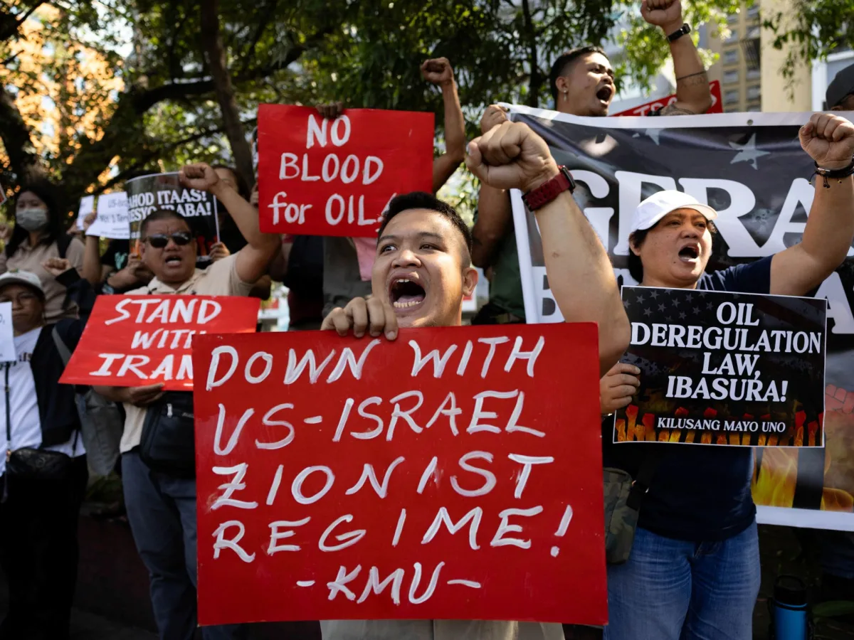 Asia's Energy Lifeline Frays as Iran Conflict Disrupts Vital Oil Corridors