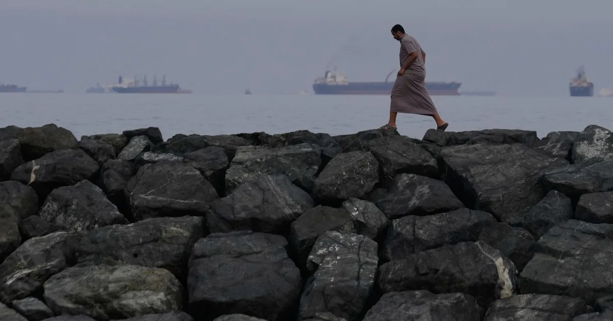 Iran and China Leverage Strait of Hormuz to Undermine U.S. Dollar in Global Trade