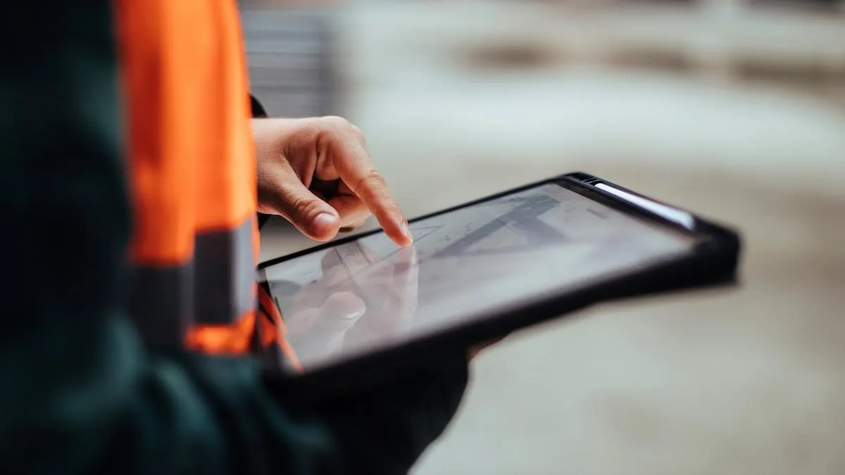 Oregon Prisons to Issue Tablets to Inmates in Bid to Curb Drug Flow