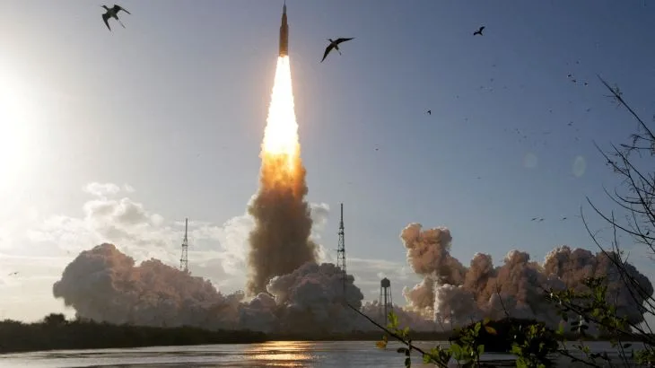 Kīlauea Eruption: Devastating Lava Flows and Sky-Piercing Plumes as Scientists Warn of Escalating Volcanic Activity