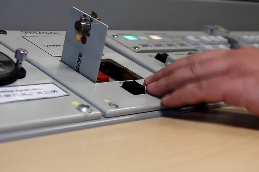 Russian Offensive Resumes with Full Force: Ukraine Struggles to Defend