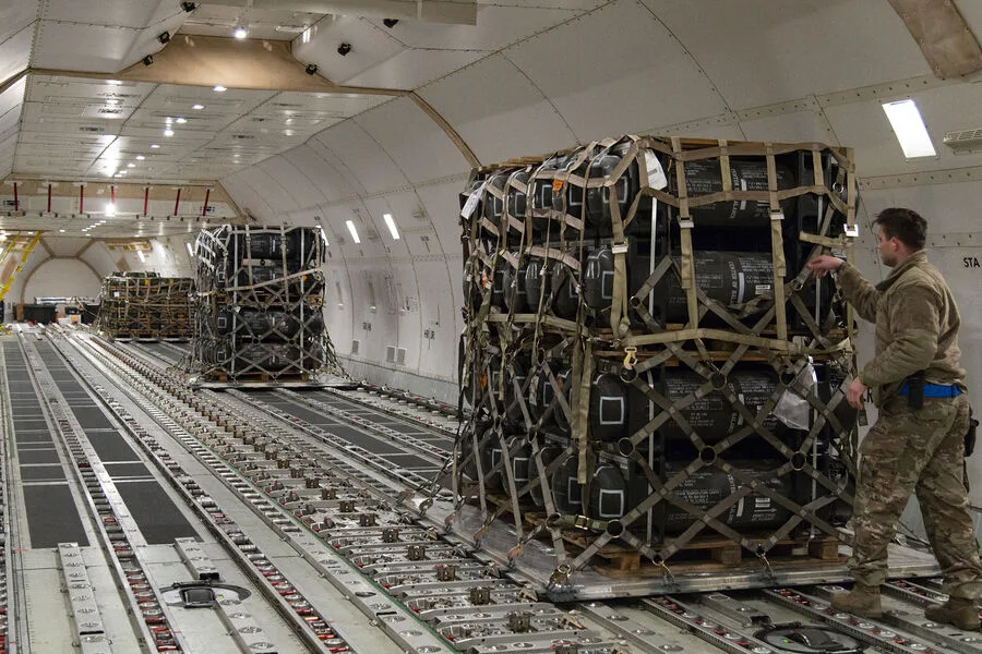 US Shifts Arms Focus, Impacting Global Defense Dynamics