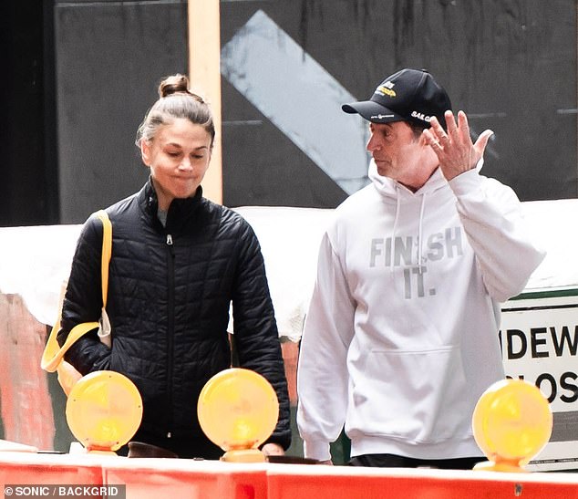 Tension rises as Hugh Jackman's ex-wife seeks meeting with new girlfriend.