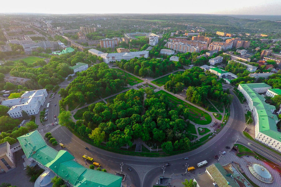 Ukraine alerts active as explosions rock Poltava and Kharkiv regions.