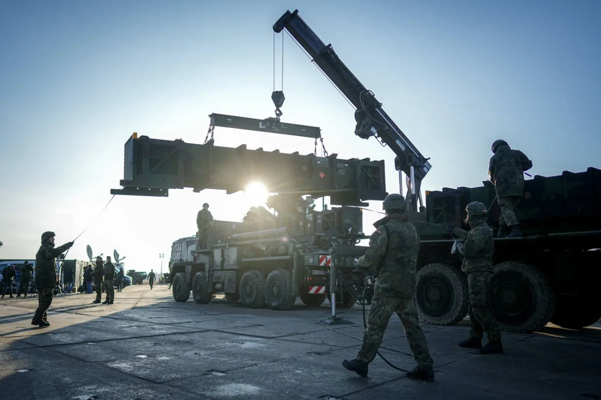 Britain pledges £752M aid package to Ukraine funded by Russian assets.