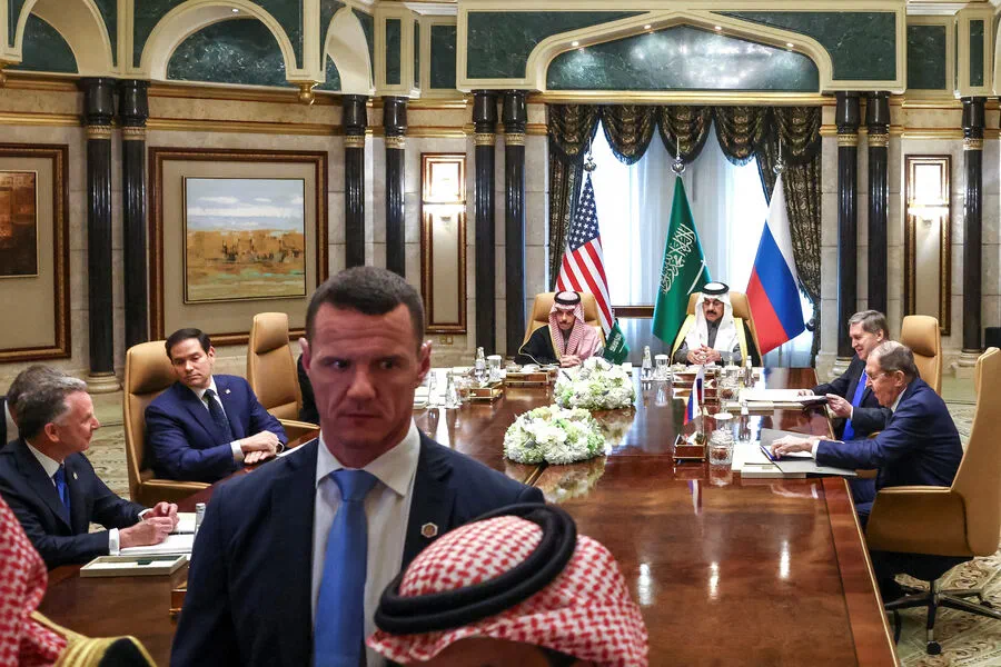 France Expresses Concern Over Russia-US Negotiations in Riyadh